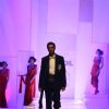 Arjun Rampal walks the ramp for Shahab Durazi at at HDIL India Couture Week 2010