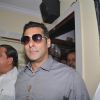 Salman Khan inaugurates Computer classes for Underprivileged Kids