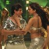 SRK and Deepika dancing | Billu Barber Photo Gallery