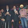 Cast with Amitabh Bachchan at Music release of 'Yamla Pagla Deewana'