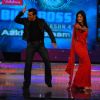 Salmaan and Katrina Dance on 'Shiela Ki Jawani'