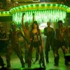 Priyanka Chopra : Priyanka Chopra dancing with black man