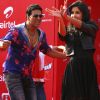 Akshay Kumar and Katrina Kaif dancing in public in New Delhi to promote their film "Tees Maar Khan''