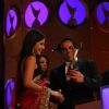Katrina with Dharmendra and Sunny Deol at 6th Apsara Awards