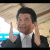 Asrani trying to undestand someone | Chal Chala Chal Photo Gallery