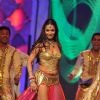Malaika Arora Khan at the Pantaloons Femina Miss India 2011 Finale, Mehboob Studio