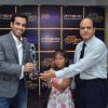 Tusshar Kapoor wins Best Actor in a comic role at the 1st Jeeyo Bollywood Awards