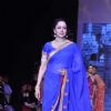 Hema Malini walks the ramp for Scintillating Jewellery at IIJW 2011