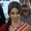 Mahima Chaudhry at a shoot for film Mumbhai the Gangsters to support Anna Hazare at Kamalistan