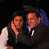 Shah Rukh Khan and Dharmendra on the sets of India's Got Talent 3 finale