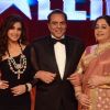 Three judges Sonali, Dharmendra and Kirron Kher in India's Got Talent 3 Grand Finale