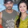 Gurmeet Choudhary : Drashti Dhami Gurmeet Choudhary on the set of geet
