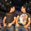 Akshay Kumar and John Abraham unveil Desi Boyz Shoppers stop clothing line at Inorbit, Mumbai