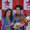 Hina Khan and Karan Mehra at STAR Parivaar Awards Red Carpet