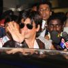 Shahrukh arrived at Mumbai airport from London