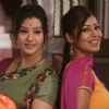 Debina Bonnerjee and Shilpa Shinde as Mayuri and Koel in Chidiya Ghar