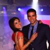 Cast of 'Housefull 2' walks the ramp for Aki Narula