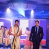 Cast of 'Housefull 2' walks the ramp for Aki Narula