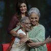 Waheeda Rehman and Raveena Tandon on the set of Issi Ka Naam Zindagi
