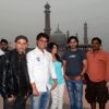 Jennifer Winget, Vinod Dixit and other crew members of Love Kiya Aur Lag Gaye | Love Kiya Aur Lag Gayi  Photo Gallery