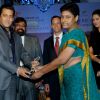 Salman & Nargis at the 8th Indo-American Corporate Excellence Awards