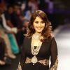 Madhuri Dixit walk the ramp for PC Jeweller at the Grand Finale of IIJW 2012