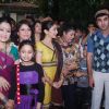 Ranbir Kapoor with ladies of Gukuldham Society on location of Taarak Mehta Ka Ooltah Chashmah