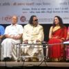 Kavita Krishnamoorthy honoured by Hema Malini with the Udiyaman Sansthan's Ravindra Jain Samman