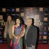Kiran Juneja & Ramesh Sippy at Renault Star Guild Awards 2013