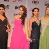 Priyanka, Anushka and Rahman at MTV Video Music awards