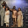 Akshay Kumar, Twinkle Khanna and Dimple Kapadia at the Unveiling of the Statue of Rajesh Khanna
