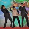 Shahrukh Khan,Raju Shrivastav and Nikitin Dheer perform together