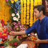 Shreyas Talpade offers prasad to Lord Ganesha