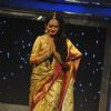 Rekha bows to the event gathering