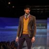 Sidharth Malhotra walks the ramp at the Blackberrys Sharp Nights 2013