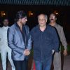 Shahrukh Khan and Mahesh Bhatt have a chat at Vishesh Bhatt's Wedding Reception