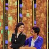Alia Bhatt Performs with a contestant on DID Season 4