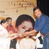 Lata Mangeshkar felicitates Dayanand Shetty at the 72nd Master Deenanath Mangeshkar Awards