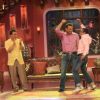 Virender Sehwag and Sunil Gavaskar perform on Comedy Nights With Kapil