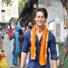 Tiger Shroff visits Babulnath Temple
