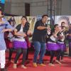 Saif and Ram perform with school children at the promotions of Humshakals