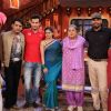 Irfan and Yusuf Pathan  with the cast of Comedy Nights with Kapil