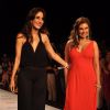 Lisa Ray walked the ramp for Farah Khan Ali at the IIJW 2014 - Day 1