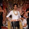 Lisa Haydon walks the ramp at the Indian Couture Week - Day 3