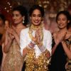 Lisa Haydon dazzels the ramp as a bride at the Indian Couture Week - Day 3