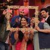 Kapil clicks a selfie with the cast of Khoobsurat and Comedy Nights with Kapil