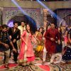 Akshay Kumar perform with the cast of Colors Tv at Jahsn-e-Eid