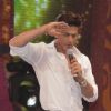 Shah Rukh Khan salutes at a Police Event in Kolkota