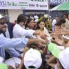 Vivek Oberoi distributes saplings to children at Love Mumbai Event
