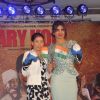Priyanka Chopra and Mary Kom pose with Boxing Gloves and Indian Flag
